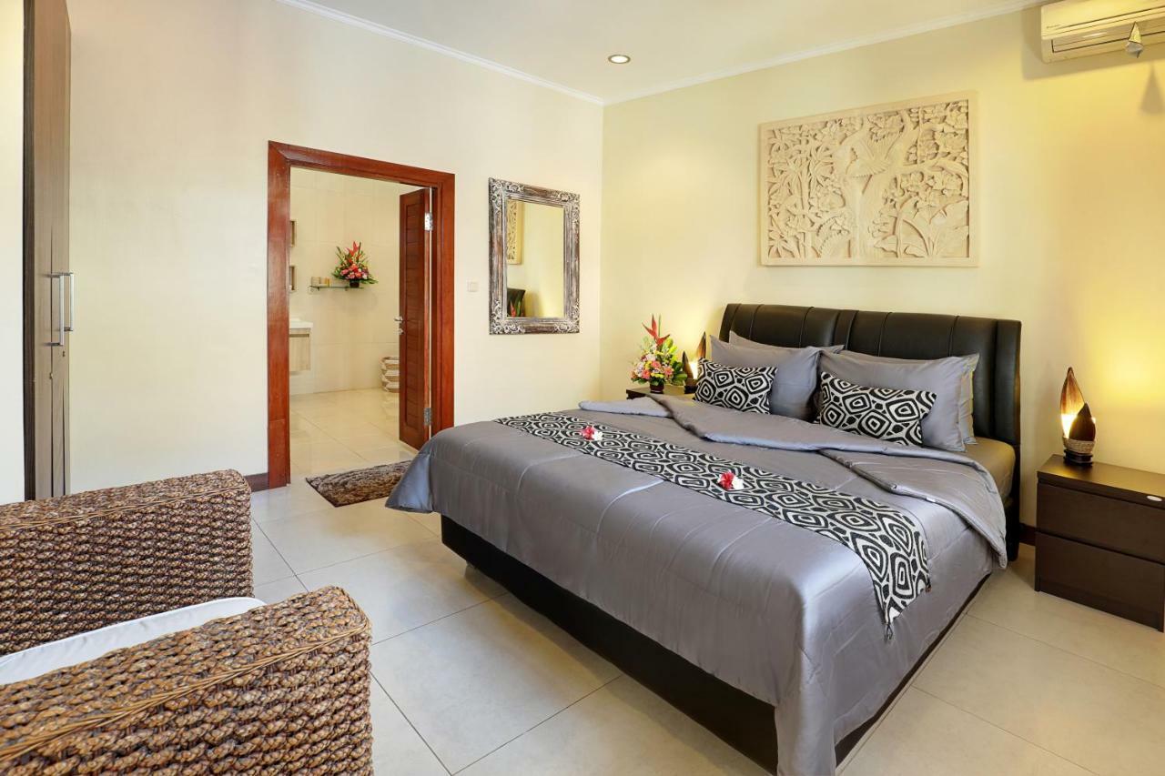 Villa Nova Legian Esterno foto